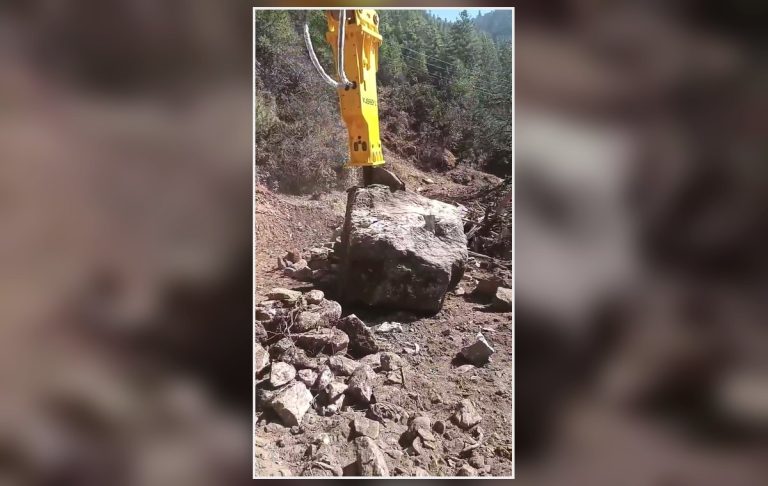 Bhutan Rock Breaking Support for Mountain Work customer case photo